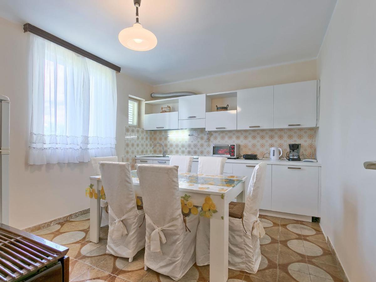 Holiday Home Nona By Interhome Umag Exterior photo